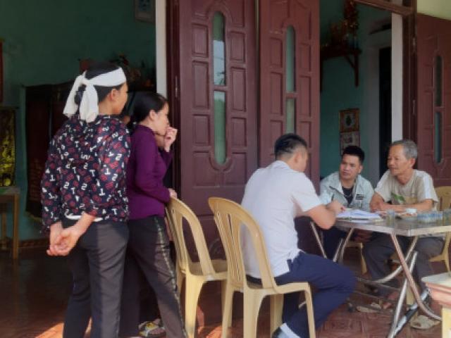 Pháp luật - Kỳ lạ: Bị tai nạn chết gần nhà, công an mang xác chôn ngay trong đêm