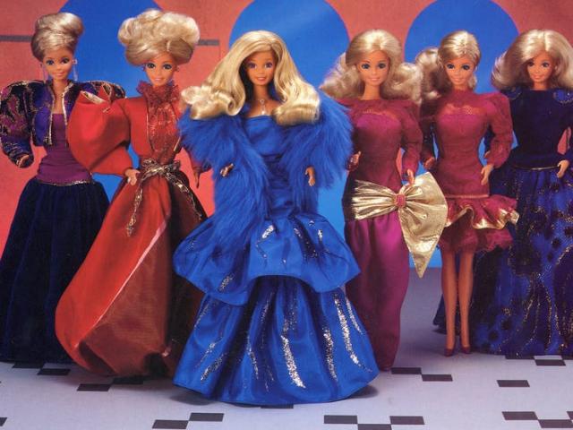 Thời trang - Búp bê Barbie: Biểu tượng thời trang phái đẹp nhiều thập kỷ