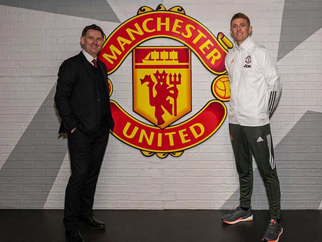 Bóng đá - MU bổ nhiệm 2 sếp lớn, "Quỷ đỏ" hưởng lợi hay chỉ là "bình mới rượu cũ"