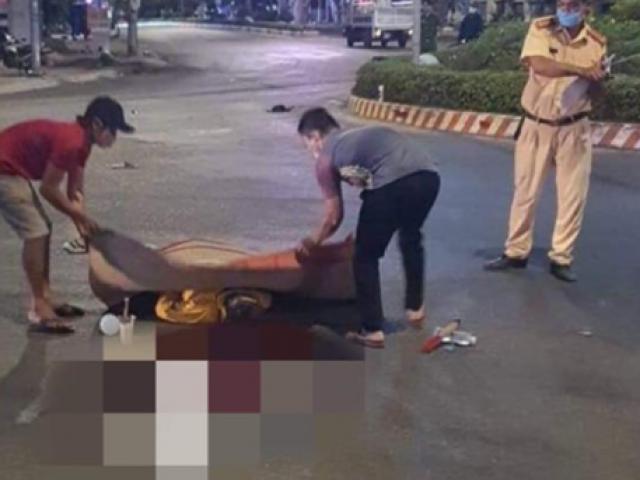 Media - Clip thanh niên chạy xe máy tốc độ "bàn thờ", tông bùng binh tử vong