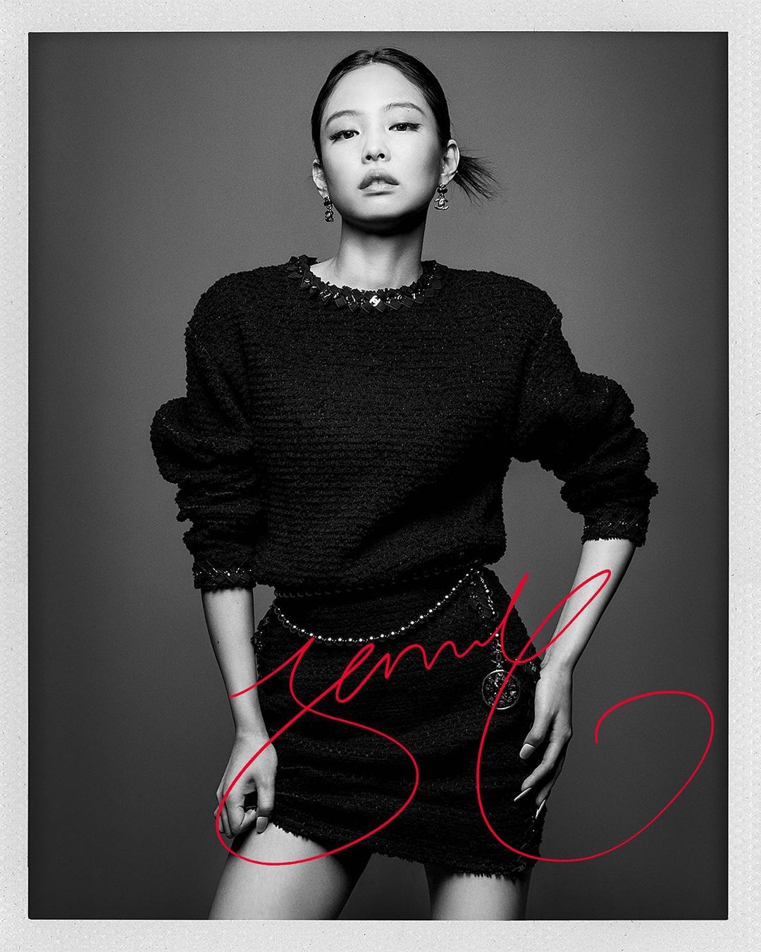 Những điều thú vị về &#34;cây Chanel sống&#34; Jennie Black Pink - 1