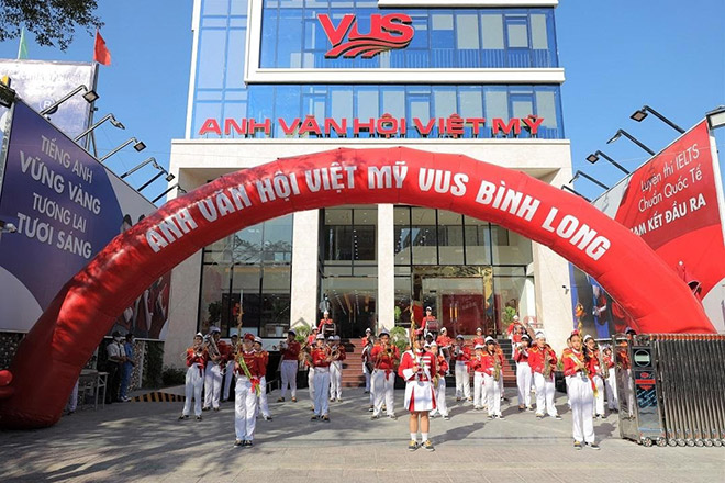 Tưng bừng khai trương cơ sở mới tại Bình Long - Bình Tân