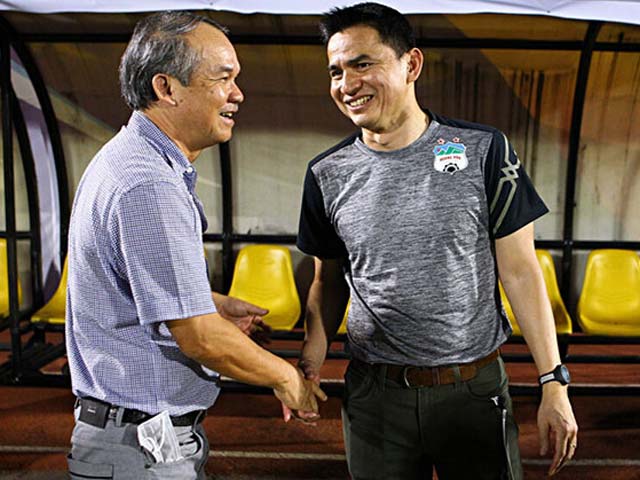 Bóng đá - Chuyện bầu Đức, Kiatisuk và tâm sự của thế hệ Công Phượng