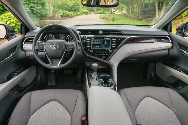 Giá xe Toyota Camry lăn bánh tháng 3/2021 - 8