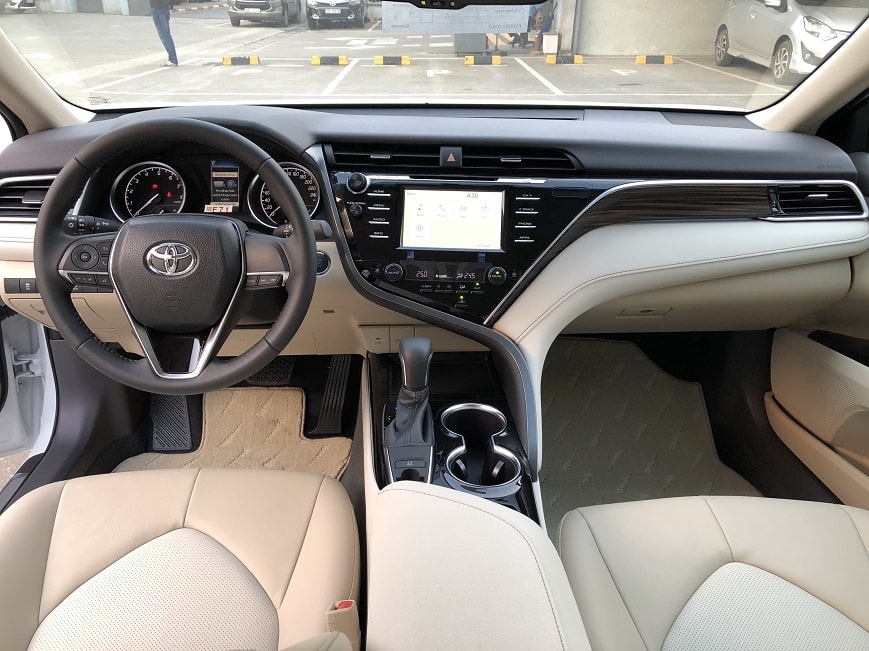 Giá xe Camry 2021 mới nhất: Thông số, giá niêm yết và lăn bánh mới - 9