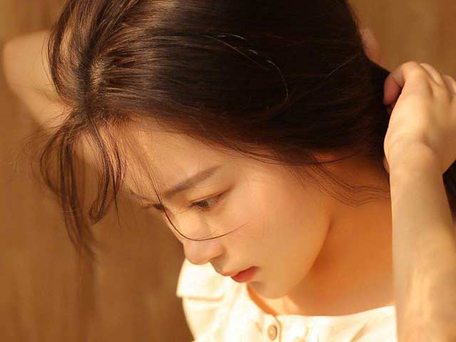 Bạn trẻ - Cuộc sống - Thiếu thốn tình cảm vì chồng "yêu" quá ít, vợ ngã vào vòng tay đồng nghiệp