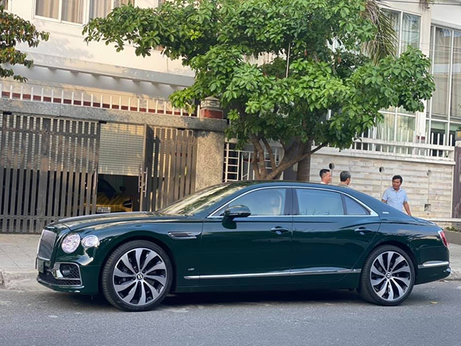 Đại gia Việt tiếp tục chơi lớn, tậu Bentley Flying Spur First Edition 2021 giá 30 tỷ đồng - 7