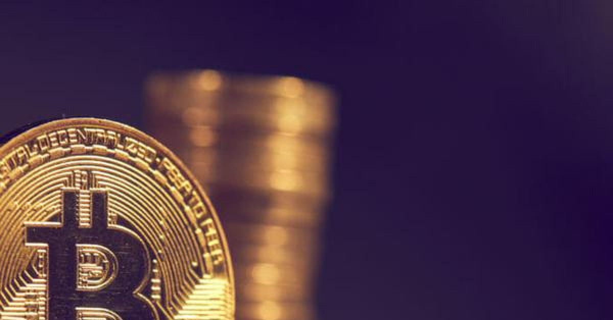 Kinh doanh - Bitcoin chạm mốc kỷ lục mới, vượt ngưỡng 60.000 USD/đồng