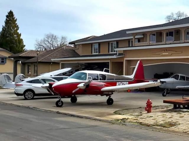 Du lịch - Khu dân cư nơi người dân sở hữu máy bay như ô tô, được ví như công viên hàng không
