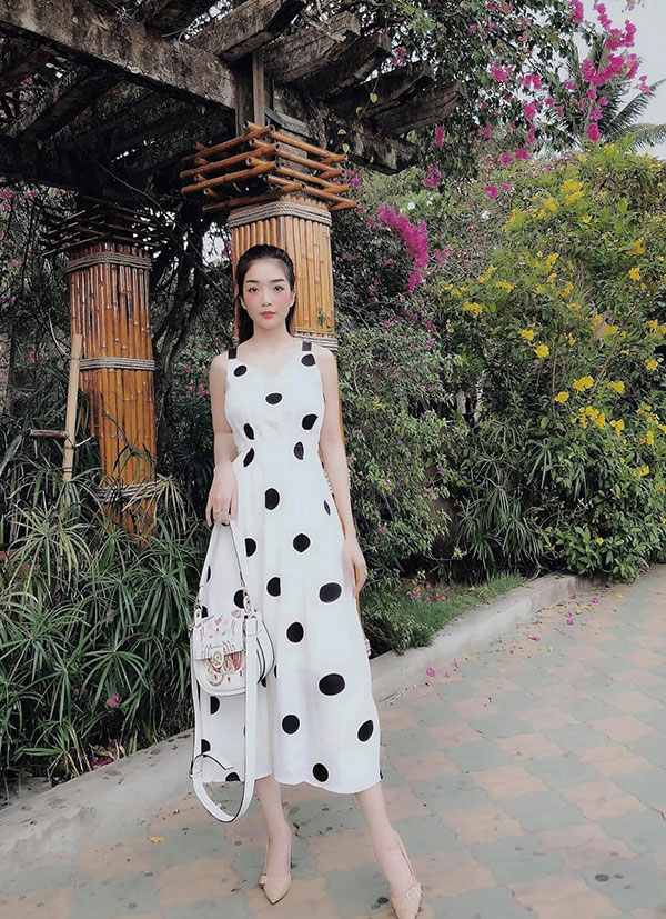 Gu thời trang dịu dàng thanh lịch của cô chủ nhỏ