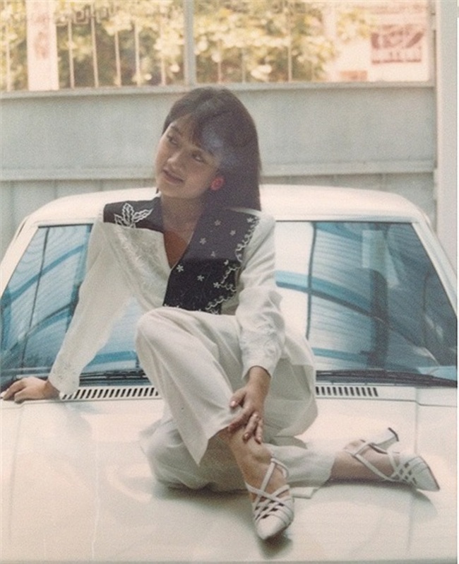 Ít ai biết, ở tuổi 16, Vân Dung từng tham dự cuộc thi Hoa hậu Việt Nam 1992. Danh hài đã lọt TOP 15 người đẹp nhất.
