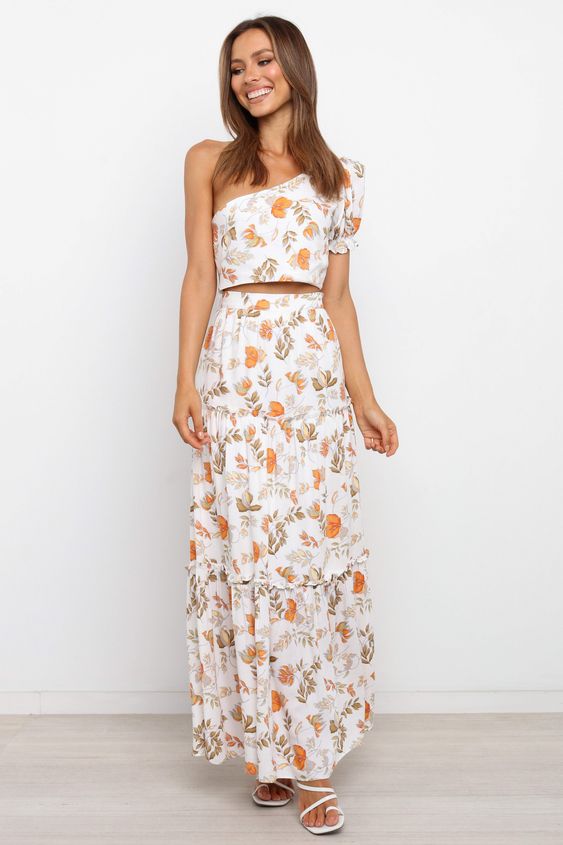 Những nguyên tắc dùng trang phục khắc phục ngoại hình - 3