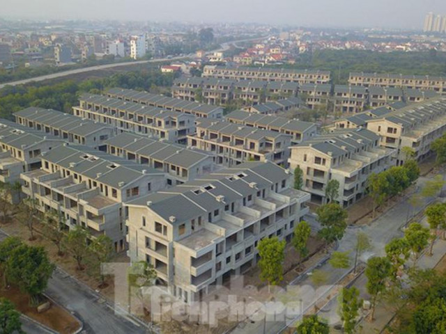 Kinh doanh - Xây &quot;chui&quot;, bán hơn 200 biệt thự không phép xong mới đi hỏi thủ tục