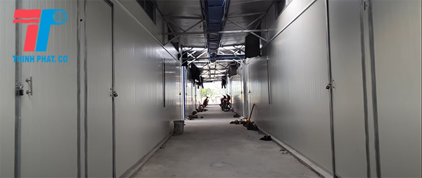 Hình ảnh xây dựng nhà trọ nhanh bằng tấm panel cách nhiệt EPS