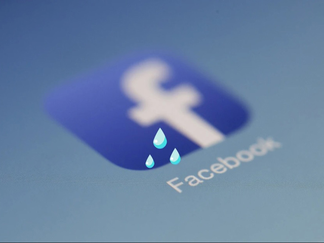 Công nghệ thông tin - Facebook lại diễn trò "nước mắt cá sấu" trong cuộc chiến với Apple