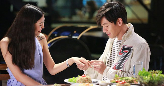 Bạn trẻ - Cuộc sống - Quyết "tân trang" để lấy lòng chồng, đêm tân hôn tôi ngỡ ngàng khi anh bật mí nghề nghiệp