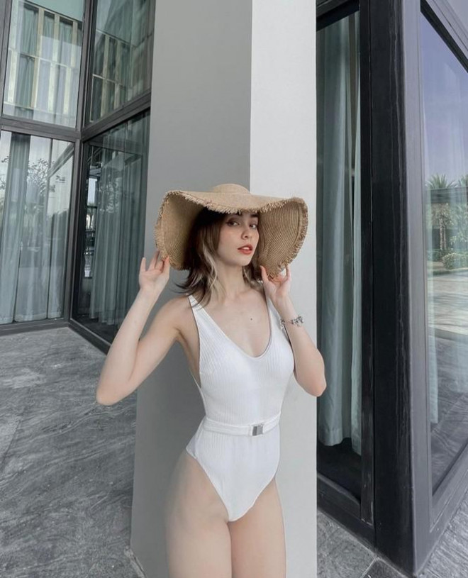 Không hẹn mà gặp, Ngọc Thảo, Thiều Bảo Trâm cùng dàn mỹ nhân trổ tài mix đồ với sắc trắng - 5