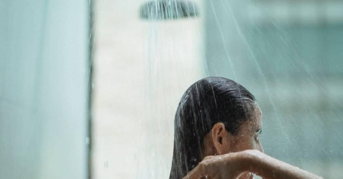 Thế giới - Con dâu bỗng dưng tắm 5 lần mỗi ngày, mẹ chồng khó hiểu rồi “chết lặng” vì sự thực đau đớn phía sau