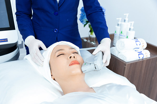 Khắt khe trong lựa chọn nơi làm đẹp, Hồng Diễm lựa chọn thẩm mỹ viện đặc biệt này - 4