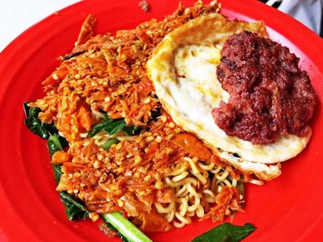 Ẩm thực - Món mỳ “tử thần” cay “xé lưỡi”, khiến người đàn ông điếc tạm thời sau khi ăn