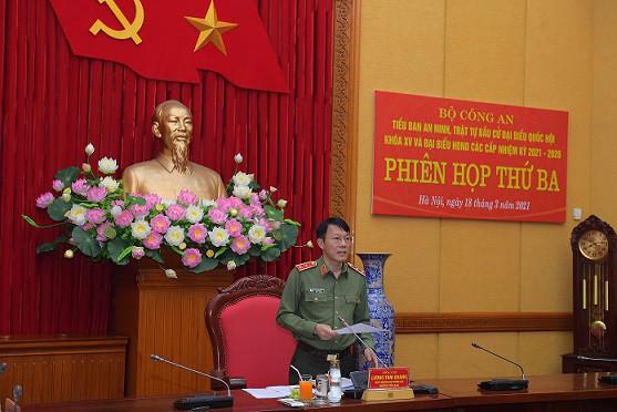 Thứ trưởng Bộ Công an Lương Tam Quang phát biểu chỉ đạo tại phiên họp. Ảnh: Bộ Công an