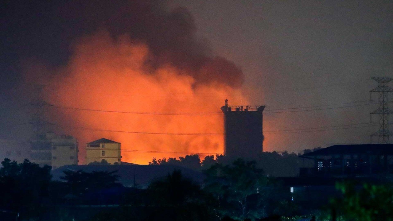 Nhiều nhà máy có vốn đầu tư của Trung Quốc bị đốt phá ở Myanmar hồi đầu tuần này.