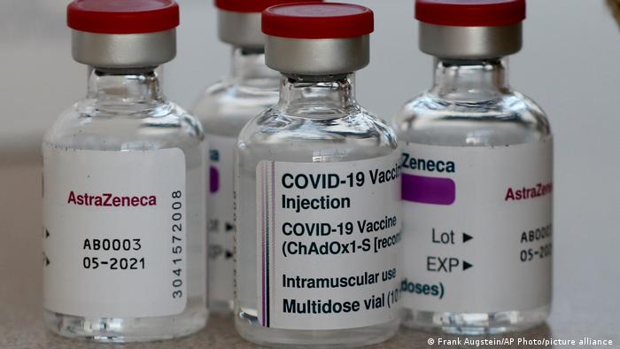 WHO khuyến cáo các quốc gia tiếp tục sử dụng vaccine&nbsp;AstraZeneca.