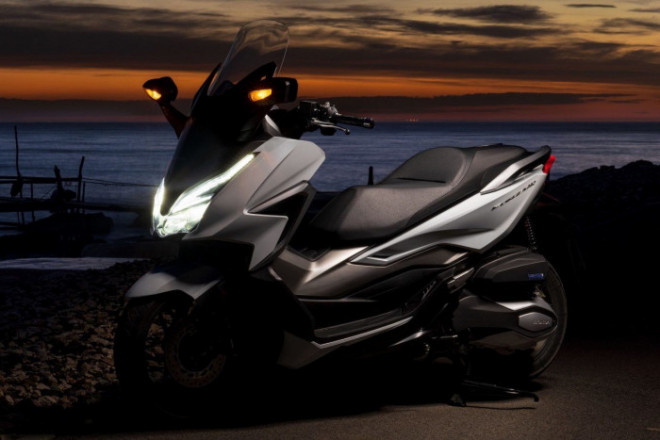 Maxi scooter Honda Forza 250 2021 ra mắt, giá 136,8 triệu đồng - 4
