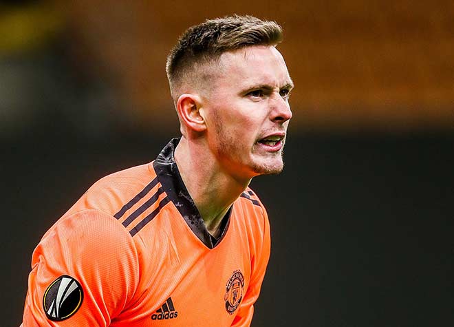 Dean Henderson từ chối một loạt cơ hội của AC Milan giúp MU vào tứ kết Europa League