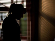 Ấn Độ: Thiếu nữ 15 tuổi bị 20 người đàn ông cưỡng hiếp suốt 8 ngày