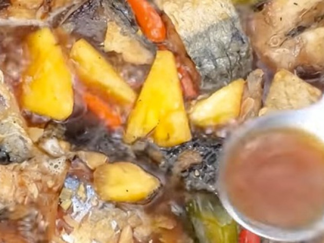 Ẩm thực - Cá nục kho cùng thứ quả này ăn cùng cơm nóng cả nồi cũng "đánh bay"