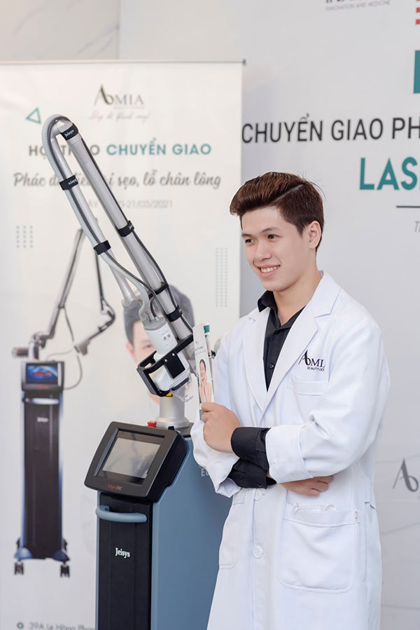 Amia Beauty Center chuyển giao phác đồ điều trị sẹo rỗ, lỗ chân lông, rạn da cùng công nghệ Laser Co2 Climax - 2