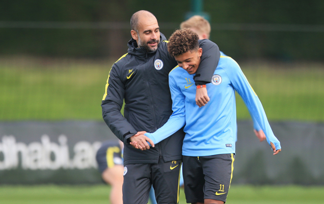 Man City đấu Dortmund gặp lại "hung thần" Sancho, Pep nhắn nhủ cực "phũ" - 3