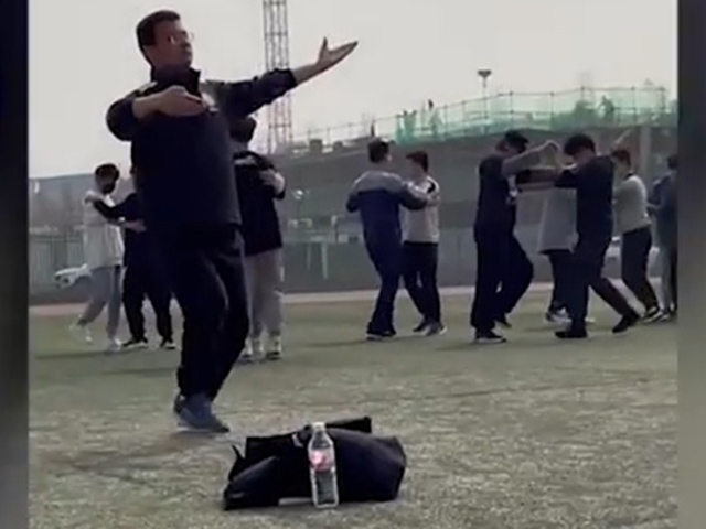 Video Clip Cười - Khả năng tấu hài của nhân loại đã vượt ra khỏi vũ trụ