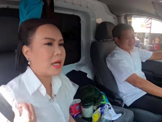 Sao Việt - Xe tặng ông Đoàn Ngọc Hải "đội giá" lên hơn 3 tỷ, Việt Hương tính sao?