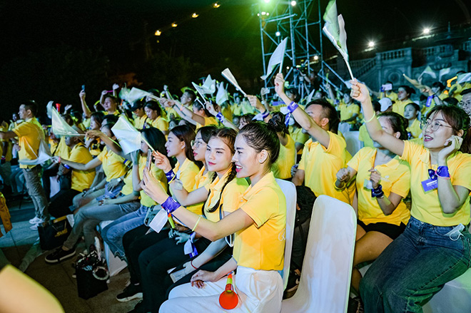 Không khí sôi động tại sự kiện kick off phân khu The Center.