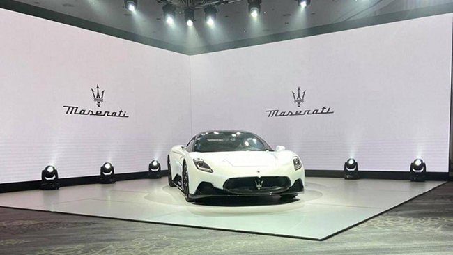 Mới đây, siêu xe Maserati MC20 chính thức đặt chân tới thị trường Thái Lan với giá bán là 21,5 triệu Baht (16 tỷ đồng)
