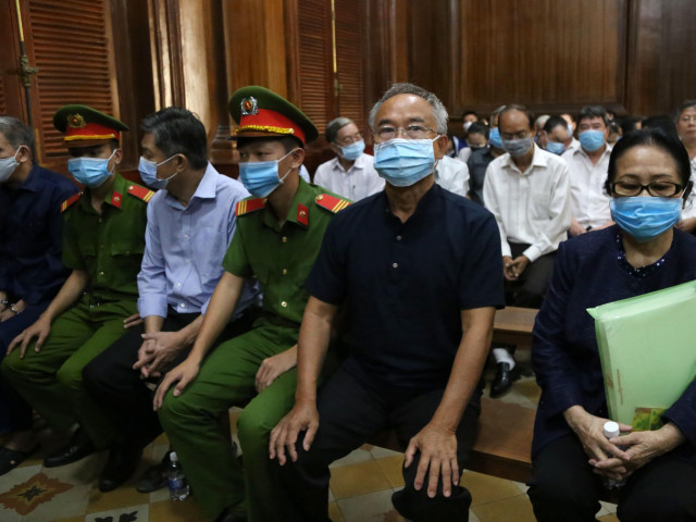 Tin tức trong ngày - Nữ đại gia Bạch Diệp: "Tôi dễ dãi nên đi tù là đúng"