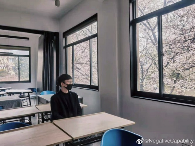 “Lớp học hoa anh đào” đẹp như phim trường hot nhất mạng xã hội - 5