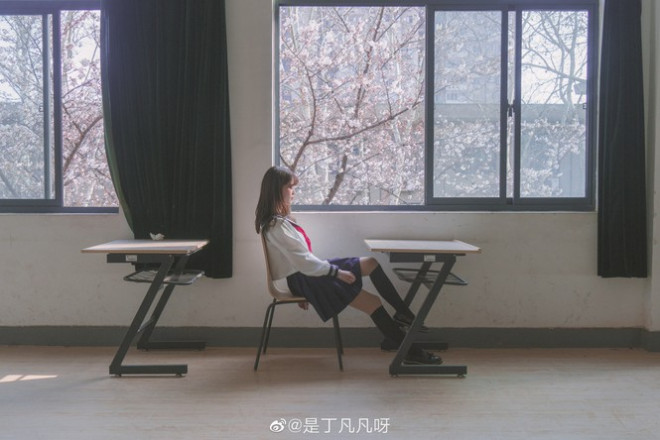 Những bức ảnh làm "điên đảo" cộng đồng mạng - Ảnh: Weibo