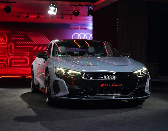 Audi e-tron GT 2022 ra mắt, giá quy đổi từ 4,77 tỷ đồng - 2