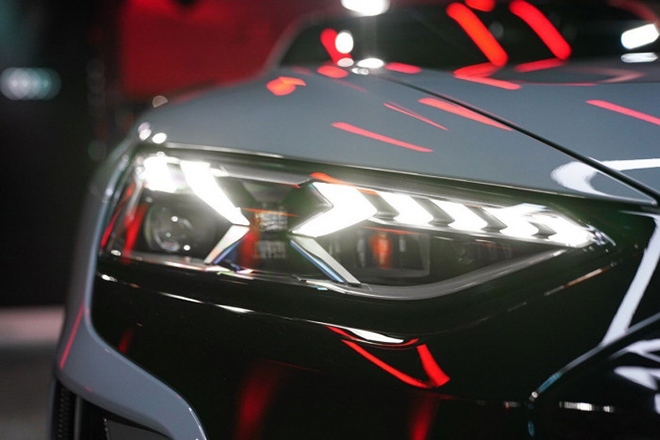 Audi e-tron GT 2022 ra mắt, giá quy đổi từ 4,77 tỷ đồng - 11
