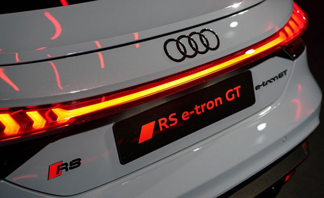 Audi e-tron GT 2022 ra mắt, giá quy đổi từ 4,77 tỷ đồng - 15