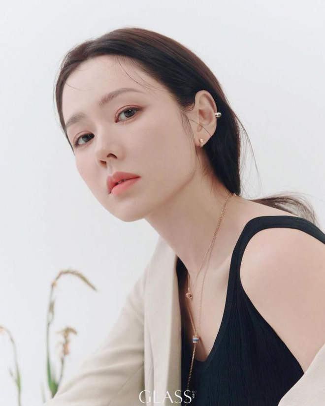 Son Ye Jin gần 40 tuổi vẫn gây sốt với nhan sắc nữ thần - 2