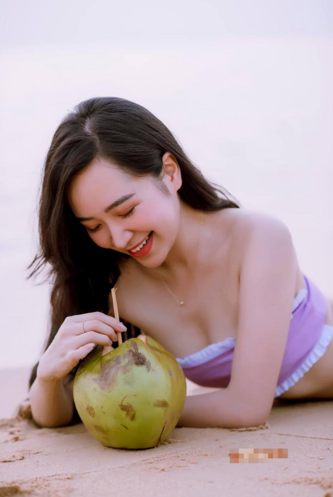 Ảnh bikini "nóng rực" của nữ diễn viên "Những cô gái trong thành phố" - 5