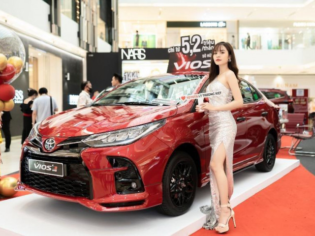 Ô tô - Điểm danh những màn soán ngôi bất ngờ của thị trường ô tô Việt