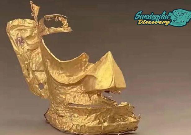 Có nhiều ý kiến về xuất xứ của món cổ vật.