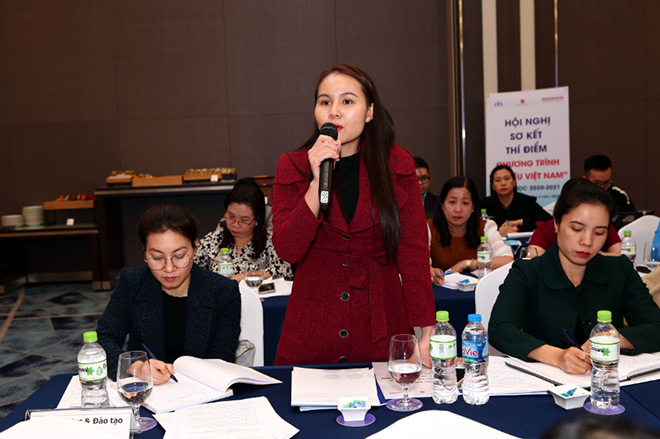 Các đại biểu tích cực đóng góp ý kiến, thảo luận kế hoạch năm học 2021-2022