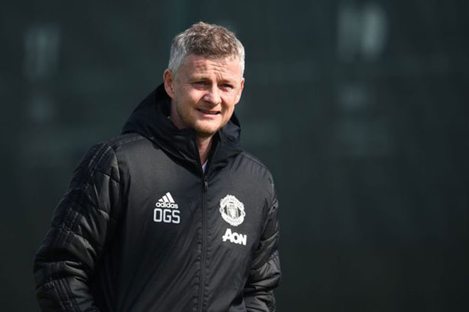 Solskjaer chưa có cúp cho MU, vẫn được gia hạn & đút túi 30 triệu bảng - 1