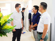 Quỹ Hi S từ Hisense Việt Nam đến thăm, động viên và hỗ trợ tuyển thủ Hùng Dũng 50 triệu đồng